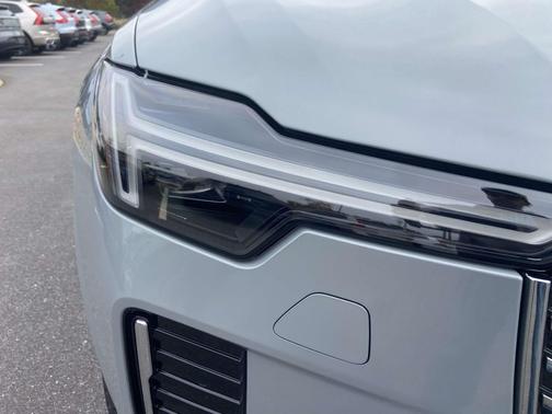 2026 Volvo XC90 B6 Ultra 7-Seater