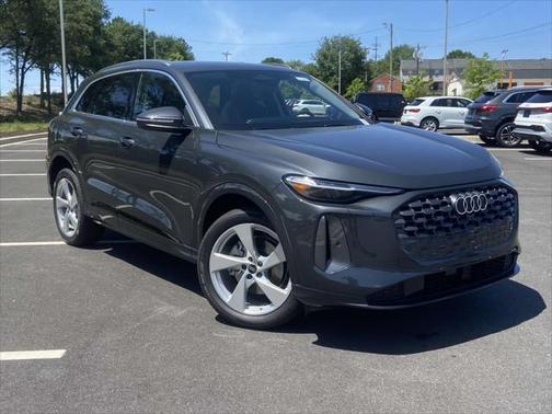 2025 Audi Q5 Premium Plus