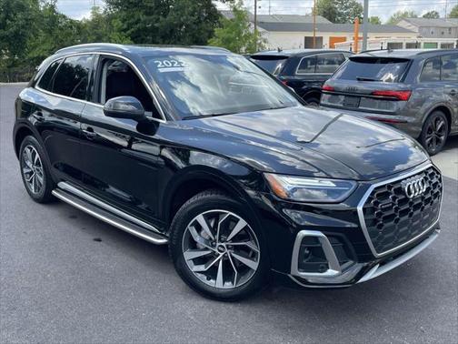 2022 Audi Q5 45 S line Premium Plus