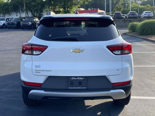 Summit White 2023 Chevrolet Trailblazer LT