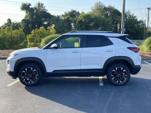 Summit White 2023 Chevrolet Trailblazer LT