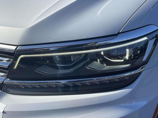 2018 Volkswagen Tiguan 2.0T SEL