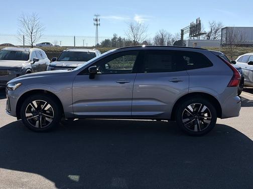 2026 Volvo XC60 B5 Core