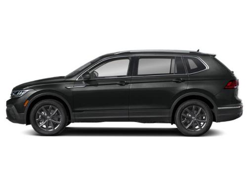 Deep Black Pearl 2023 Volkswagen Tiguan 2.0T SE