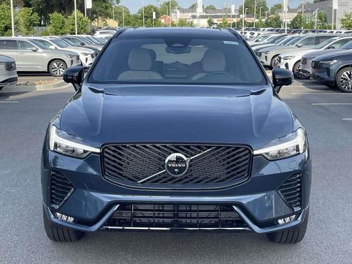 Denim Blue Metallic 2026 Volvo XC60 B5 Plus