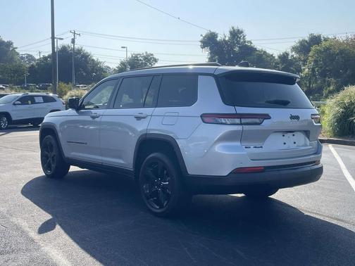 Silver Zynith 2023 Jeep Grand Cherokee L Altitude