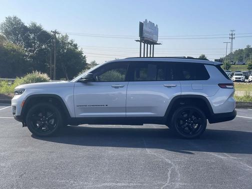 Silver Zynith 2023 Jeep Grand Cherokee L Altitude