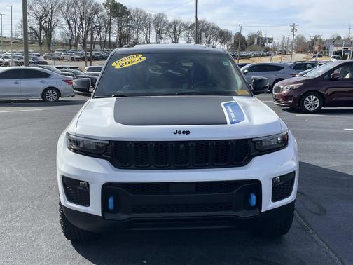 2024 Jeep Grand Cherokee 4xe Trailhawk