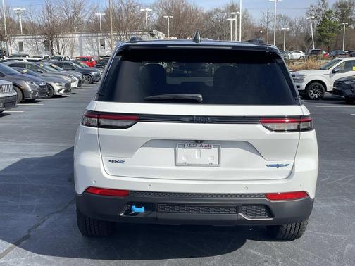 2024 Jeep Grand Cherokee 4xe Trailhawk