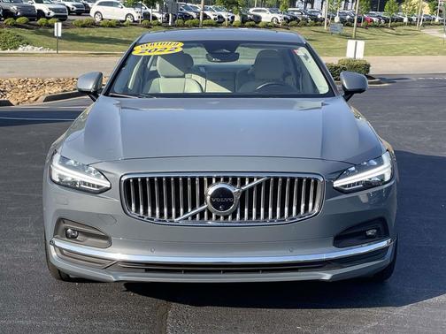 Thunder Grey Metallic 2022 Volvo S90 B6 Inscription