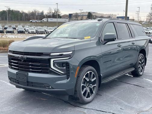 2025 Chevrolet Suburban RST