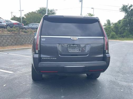 Dark Granite Metallic 2016 Cadillac Escalade Platinum