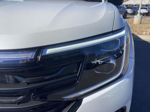 2026 Volkswagen Atlas Cross Sport 2.0T SEL