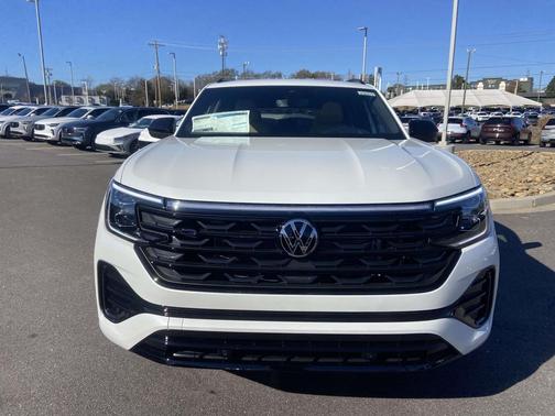 2026 Volkswagen Atlas Cross Sport 2.0T SEL