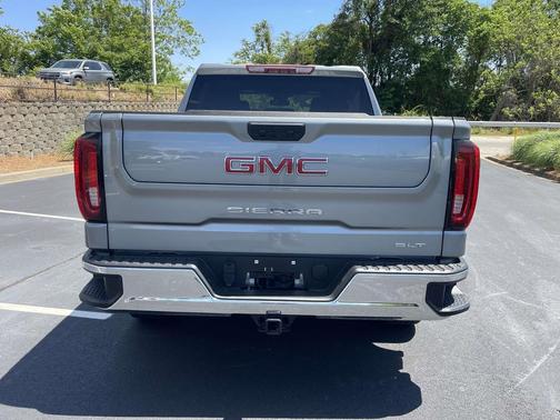 Sterling Metallic 2025 GMC Sierra 1500 SLT