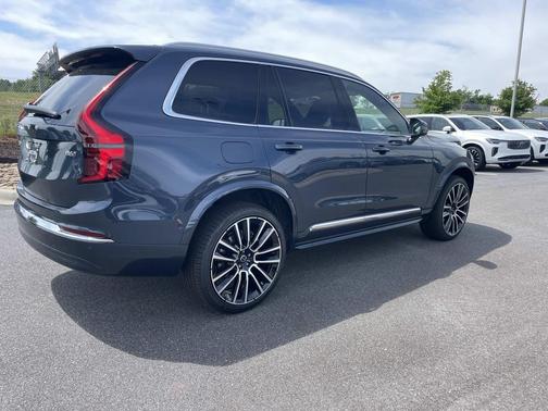 Denim Blue Metallic 2026 Volvo XC90 Plus, B6 AWD Gas (mild hybrid), Gasoline, Bright, 7 Seats