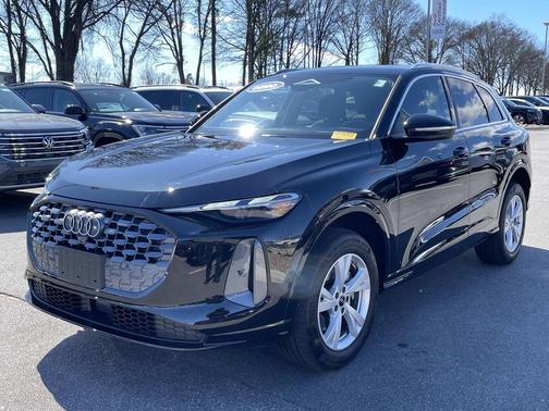 2025 Audi Q5 Premium TFSI quattro S tronic