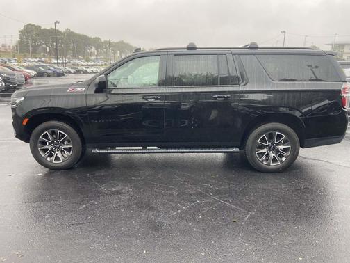 2021 Chevrolet Suburban 4WD Z71