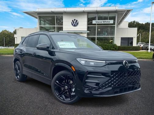 2025 Volkswagen Tiguan 2.0T SE R-Line Black