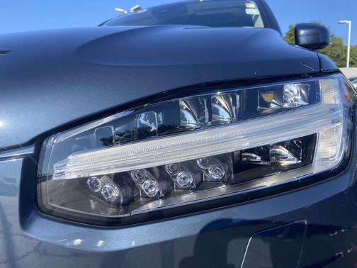 2024 Volvo XC90 Recharge Plug-In Hybrid T8 Ultimate 6-Seater