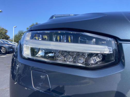 2024 Volvo XC90 Recharge Plug-In Hybrid T8 Ultimate 6-Seater