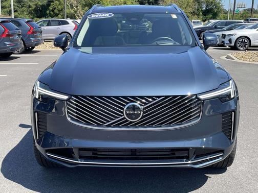2025 Volvo XC90 Plug-In Hybrid T8 Ultra 7-Seater
