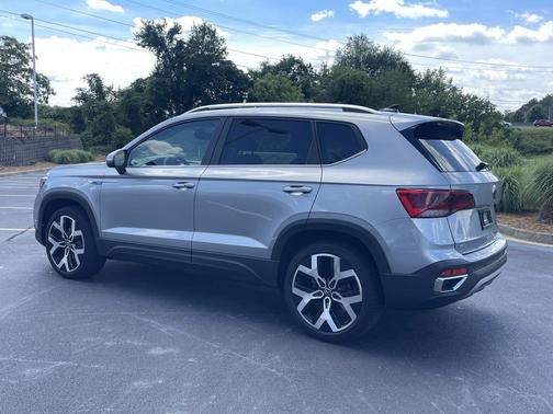 Pyrite Silver Metallic 2023 Volkswagen Taos 1.5T SEL