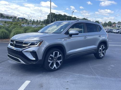 Pyrite Silver Metallic 2023 Volkswagen Taos 1.5T SEL