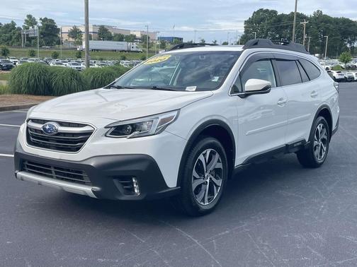 Crystal White Pearl 2020 Subaru Outback Limited