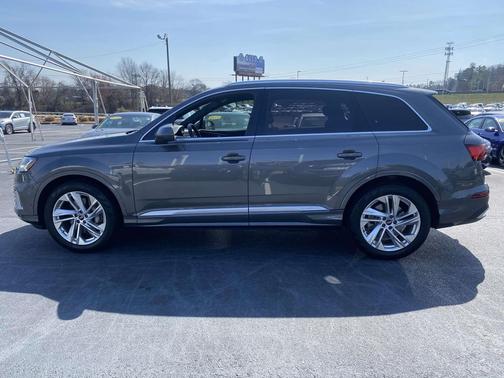 2021 Audi Q7 55 Prestige
