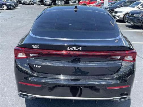 2022 Kia K5 EX
