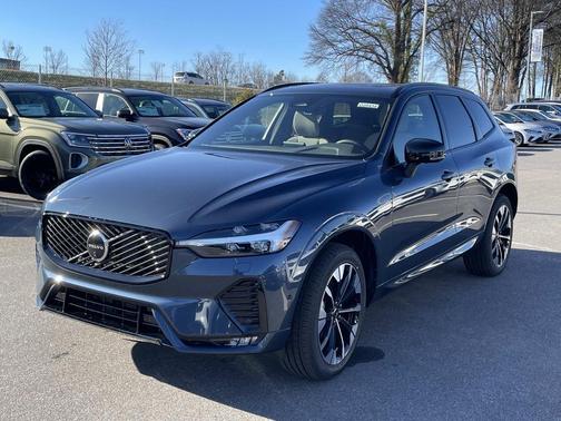 2026 Volvo XC60 B5 Plus