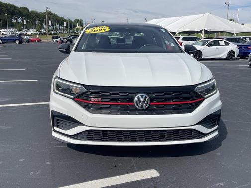 Pure White 2021 Volkswagen Jetta GLI 2.0T S