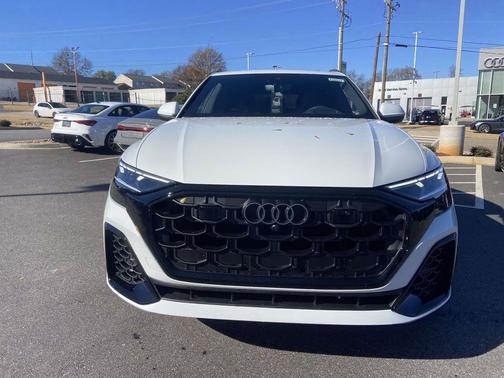 2026 Audi Q8 55 Prestige