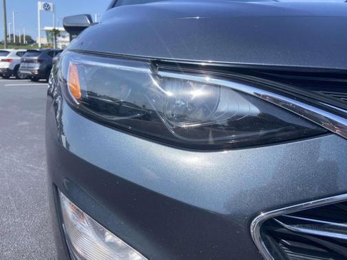 2020 Chevrolet Malibu FWD LT