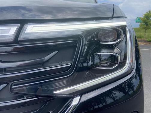 2025 Volkswagen Atlas 2.0T SEL Premium R-Line 4MOTION