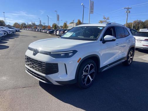 2026 Volkswagen Tiguan 2.0T SE