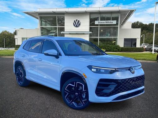 2026 Volkswagen Tiguan 2.0T SEL R-Line 4MOTION