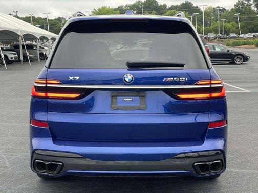 Marina Bay Blue Metallic 2023 BMW X7 M60i