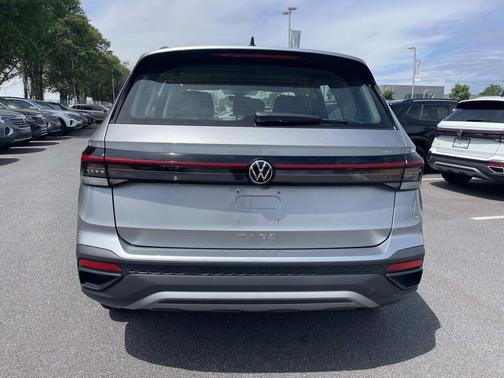 Pyrite Silver Metallic 2026 Volkswagen Taos S