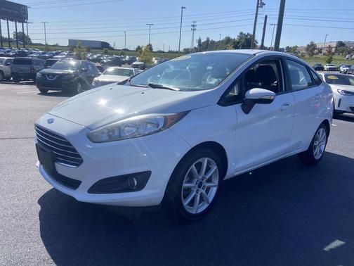 2015 Ford Fiesta SE