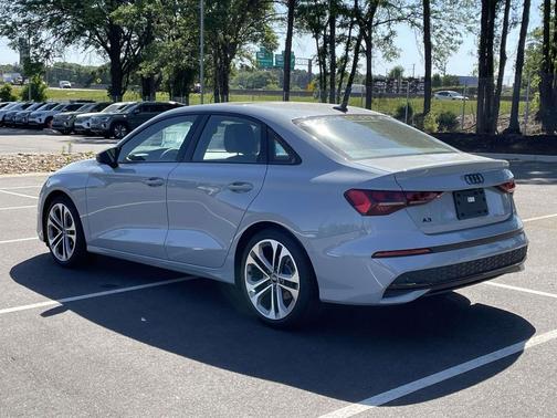 Arrow Gray Pearl Effect 2026 Audi A3 Premium