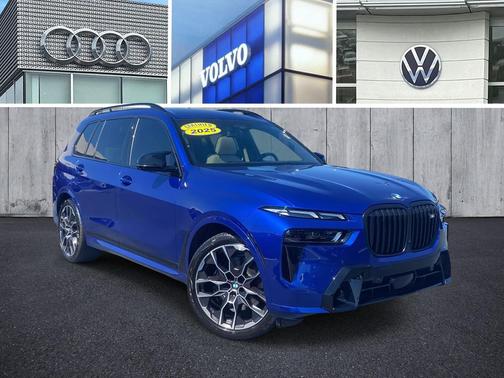 2025 BMW X7 M60i