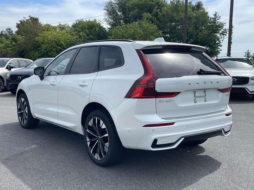 Crystal White Metallic 2026 Volvo XC60 Plug-In Hybrid Plus, T8 AWD Electric/Gasoline, Dark