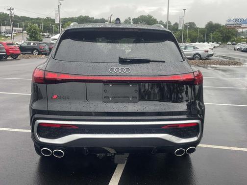 Mythos Black Metallic 2026 Audi SQ5 3.0T Prestige