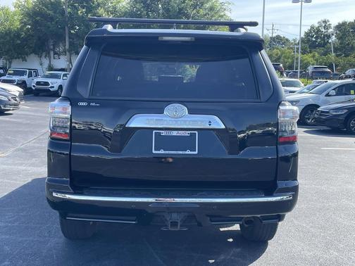 Midnight Black Metallic 2018 Toyota 4Runner SR5