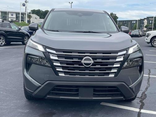 Gun Metallic 2025 Nissan Rogue SV