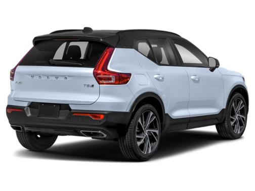 Crystal White Metallic 2020 Volvo XC40 T5 R-Design
