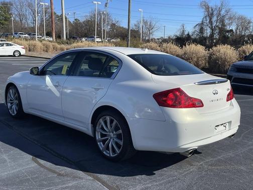 2013 INFINITI G37x Base