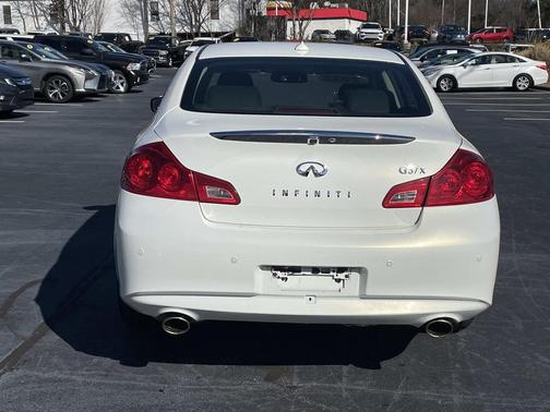 2013 INFINITI G37x Base